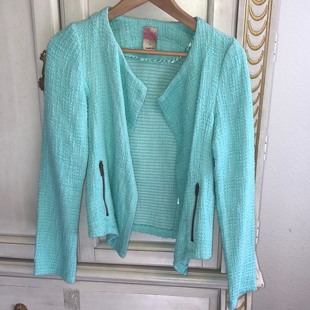 Go make noise jacket size M